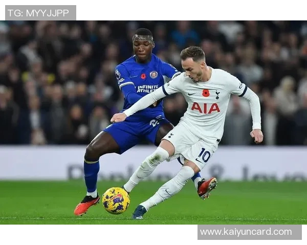 慈善拳击赛精彩上演切尔西传奇乔迪莫里斯战胜热刺名宿本特利 慈善拳击赛精彩上演切尔西传奇乔迪莫里斯战胜热刺名宿本特利