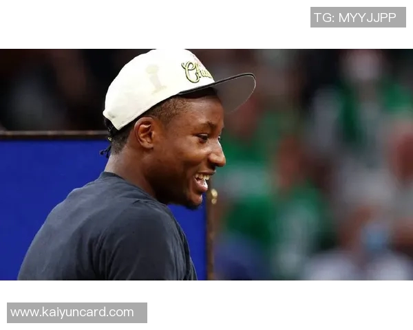 库明加重返社交媒体分享休赛期精彩瞬间合辑